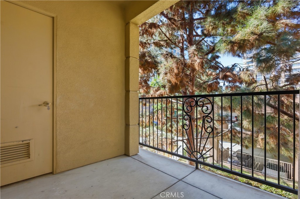 2311 Watermarke Place Irvine, CA 92612 - Photo 17 of 33 a view of a balcony