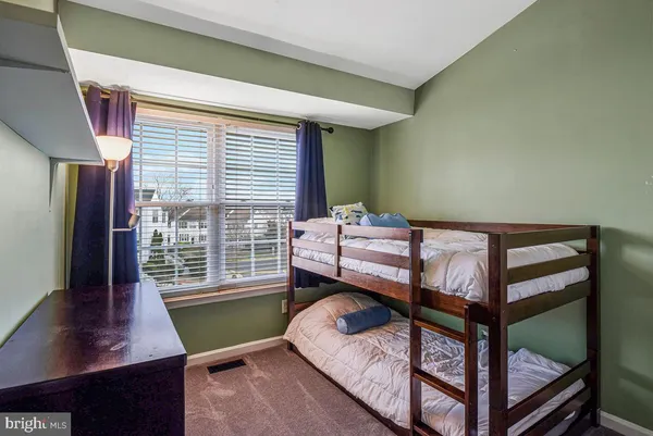 $649,900 | 6819 Signature Circle, Alexandria, VA 22310