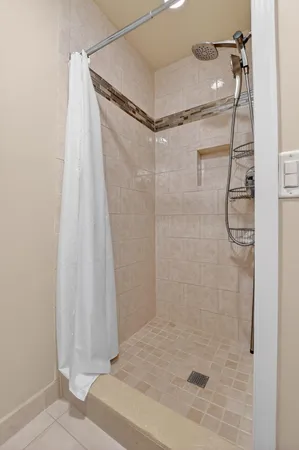 $98,500 | 74 Burgundy B, Delray Beach, FL 33484