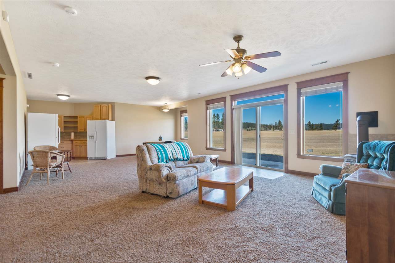 13216 North Peone Road Mead, WA 99021 - Photo 15 of 20