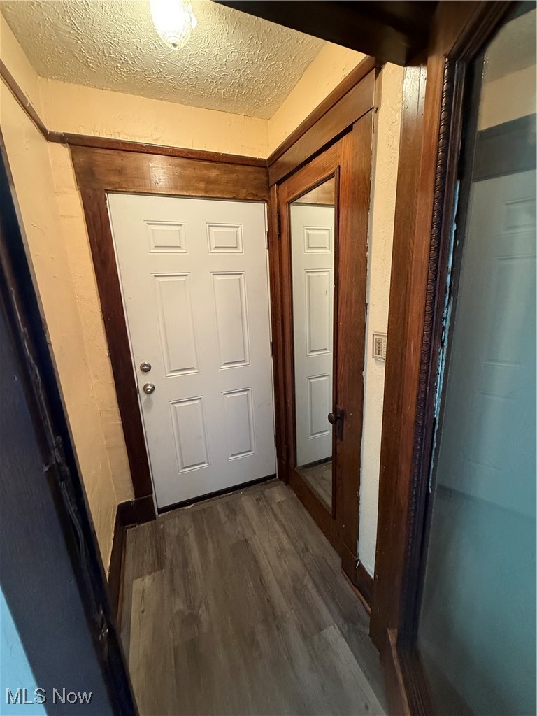 1816 Lampson Road Cleveland, OH 44112 - Photo 5 of 19