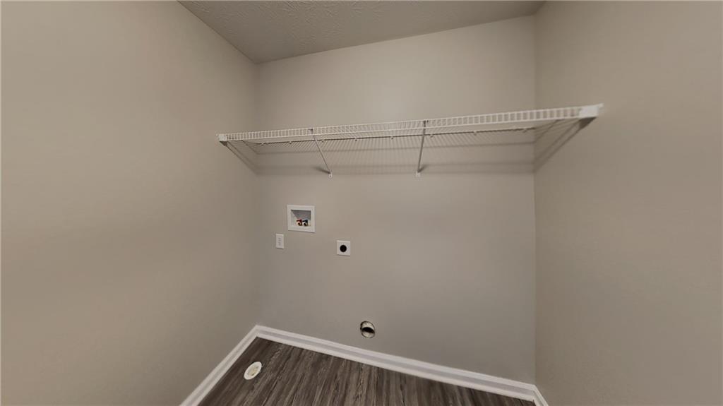 209 Rambling Road Greenfield, IN 46140 - Photo 7 of 22