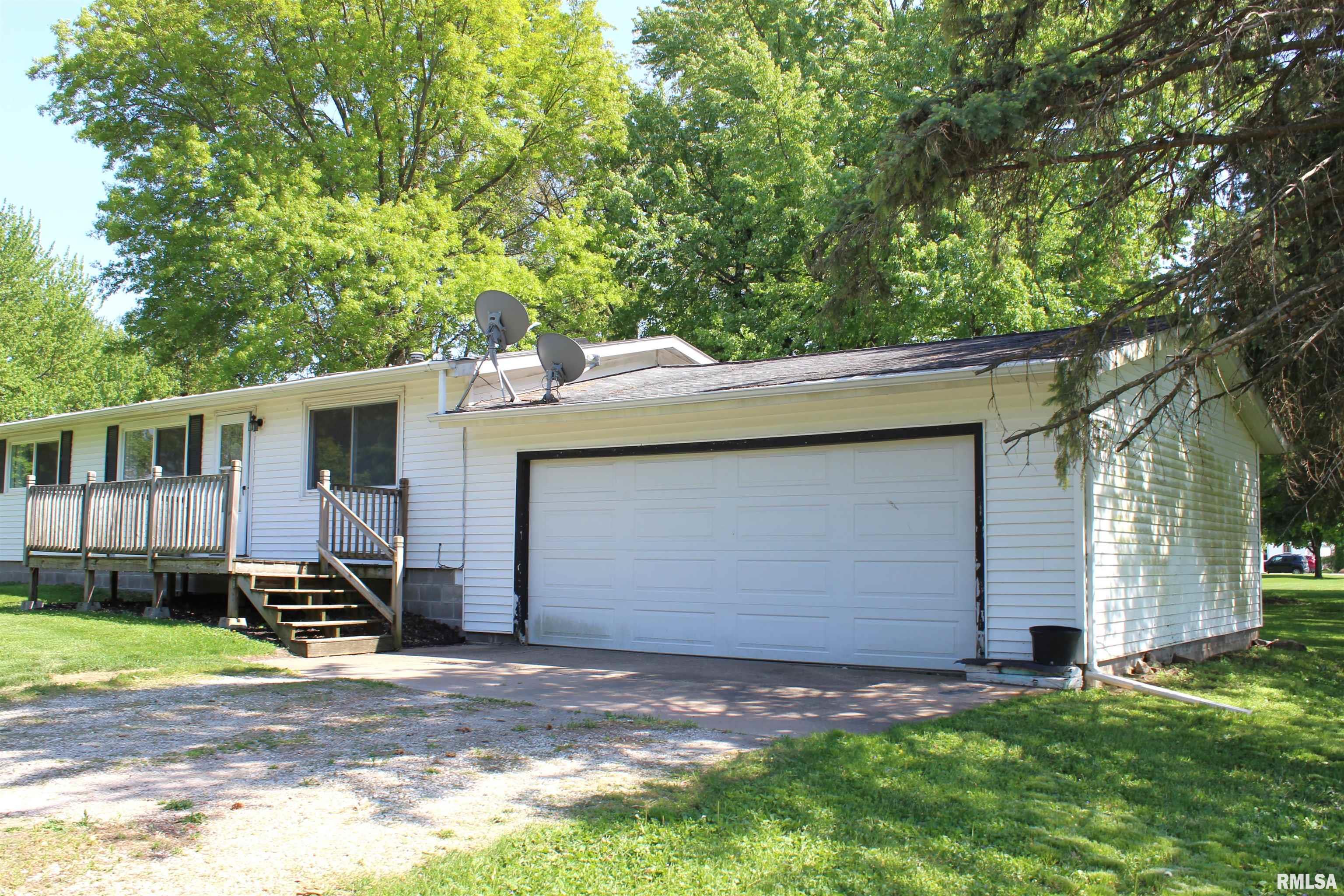 214 West B Street Alpha, IL 61413 - Photo 3 of 24 Gallery Image 3