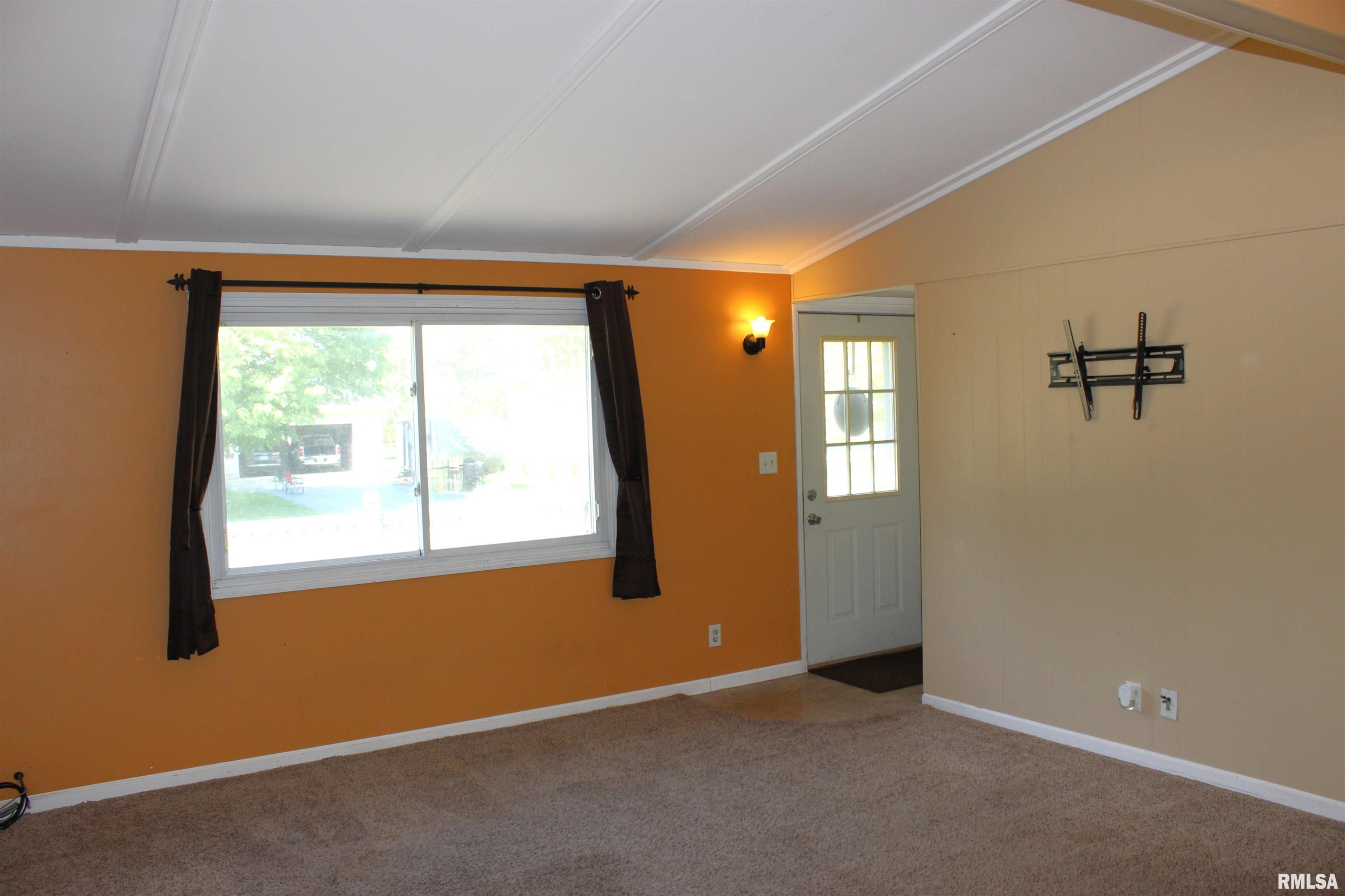 214 West B Street Alpha, IL 61413 - Photo 6 of 24 Gallery Image 6