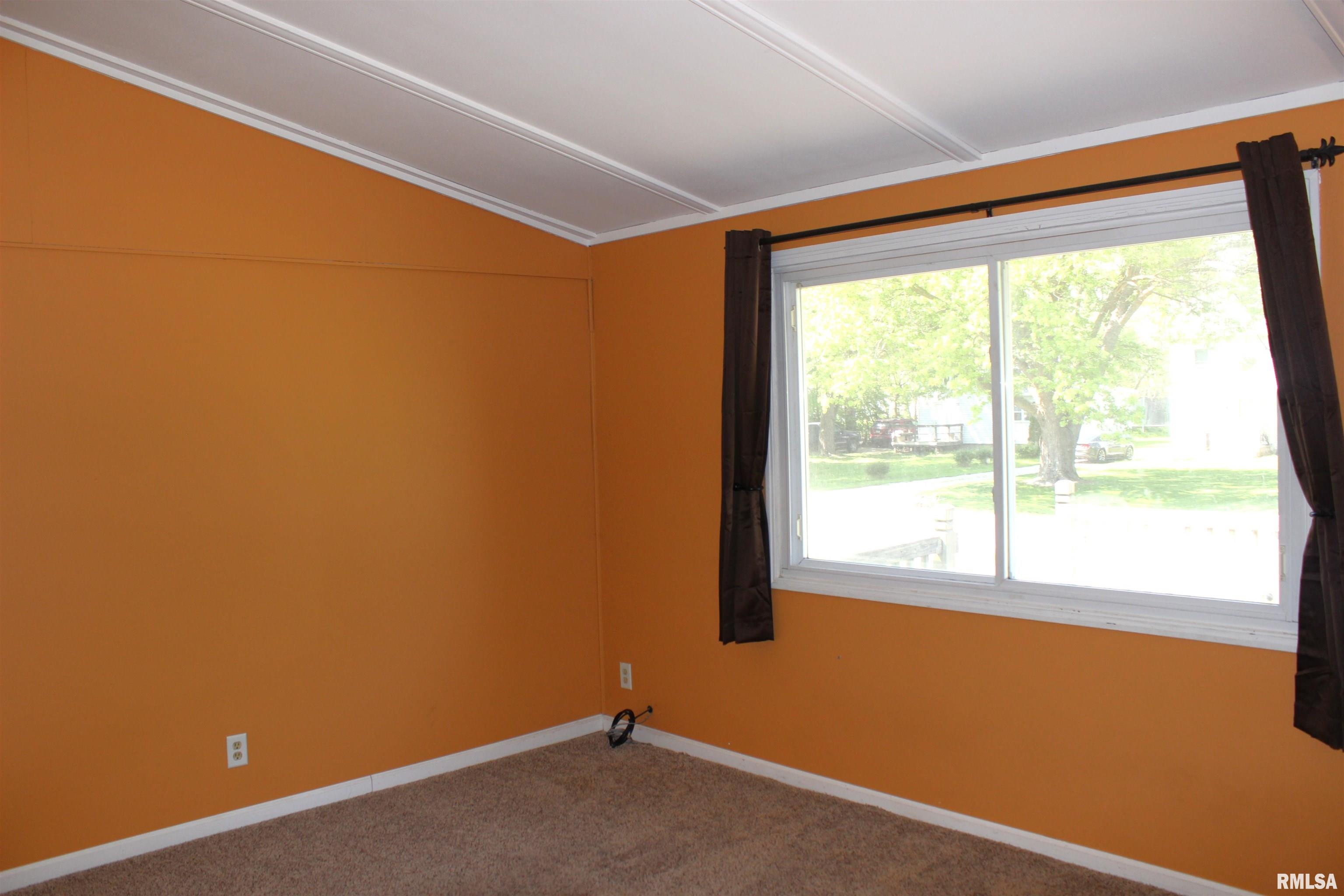 214 West B Street Alpha, IL 61413 - Photo 7 of 24 Gallery Image 7