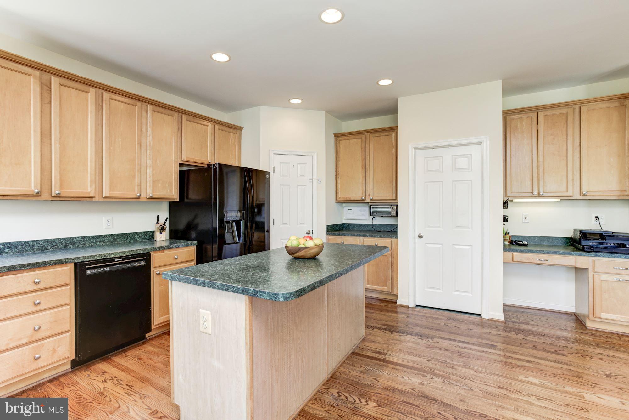 6017 Florey Road Hanover, MD 21076 - Photo 14 of 46 Plenty of storage in the Kitchen