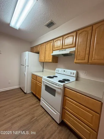 $1,195 | 702 Meadowbrook Drive, Unit 10, Orange Park, FL 32073