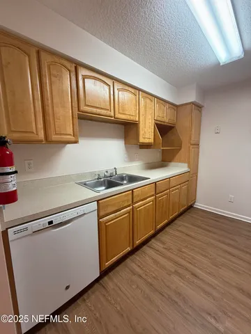 $1,195 | 702 Meadowbrook Drive, Unit 10, Orange Park, FL 32073