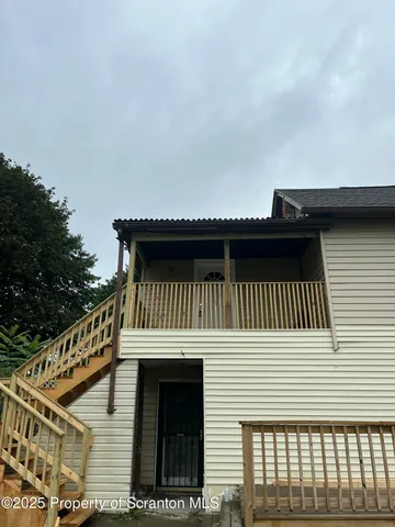 $995 | 178 Belmont Street, Unit 4, Carbondale, PA 18407