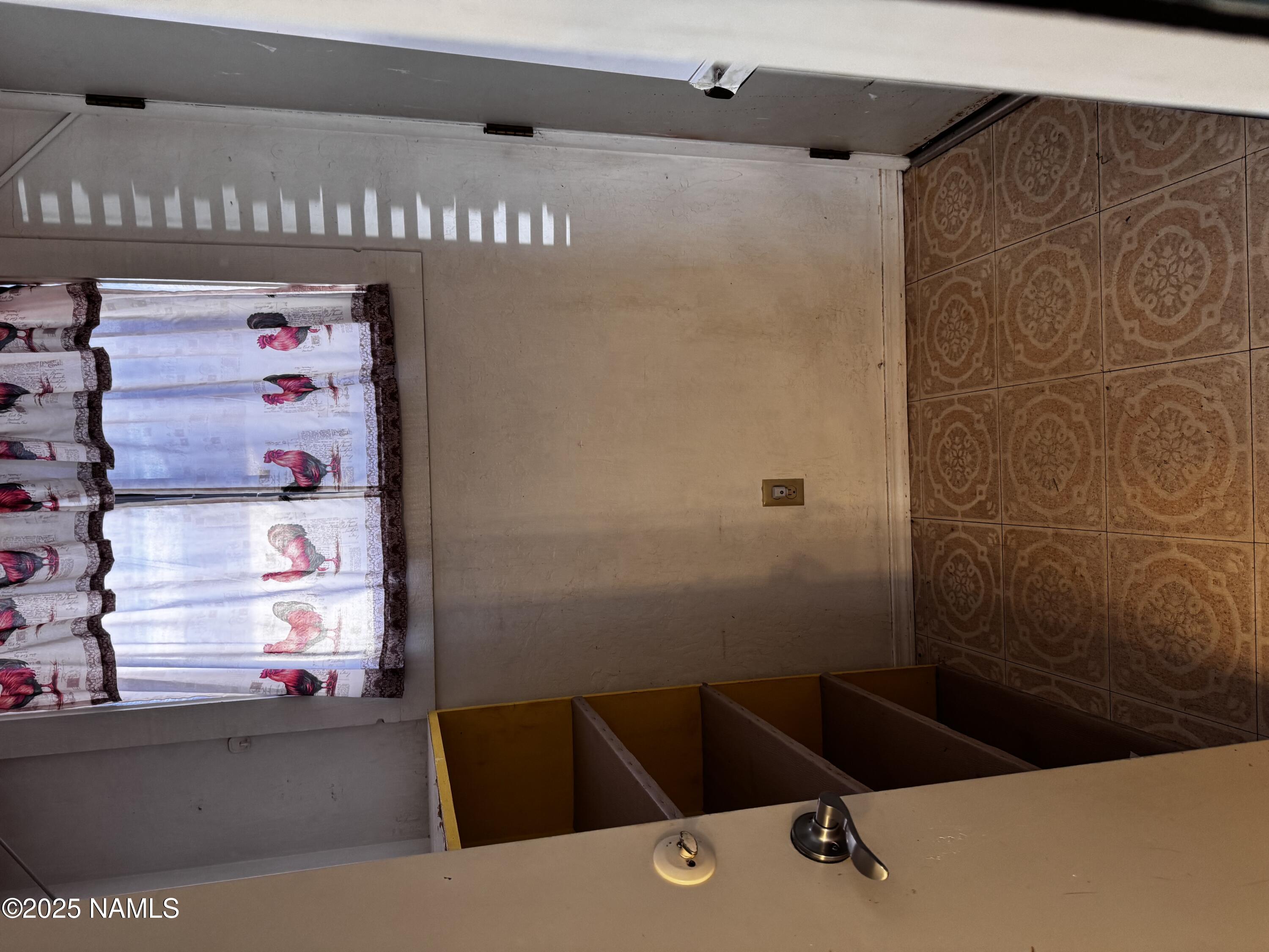 1012 West Aspinwall Street Winslow, AZ 86047 - Photo 11 of 11 IMG_0113