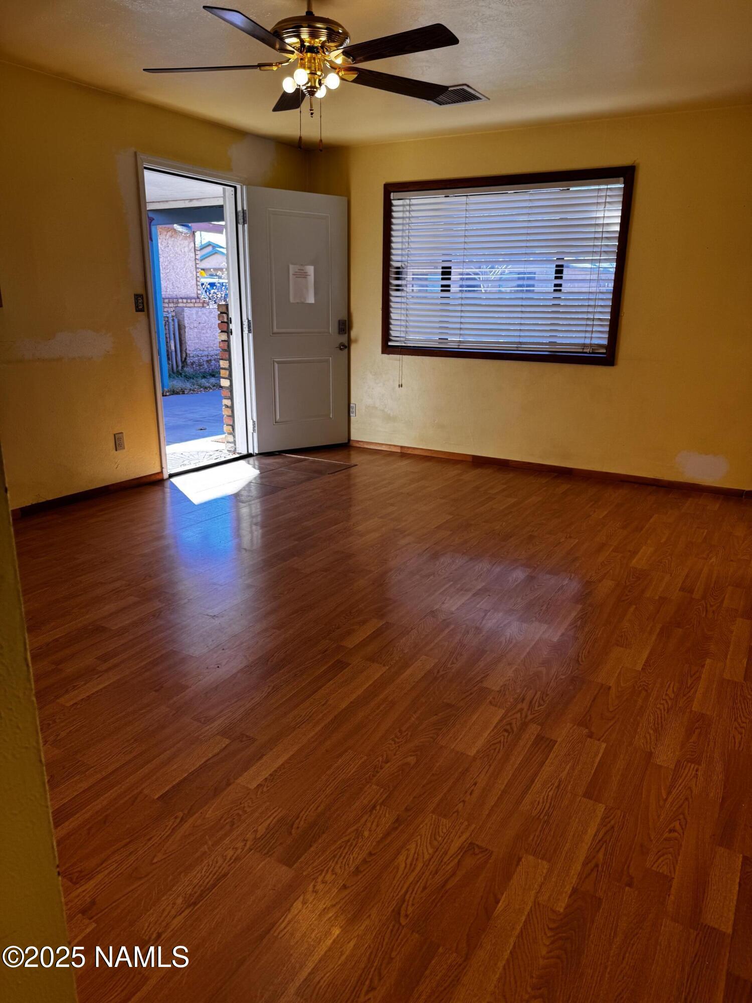 1012 West Aspinwall Street Winslow, AZ 86047 - Photo 4 of 11 IMG_0110