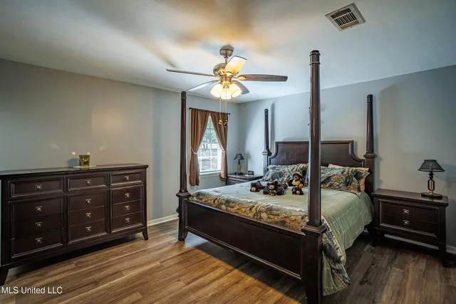 $272,400 | 306 East Court Avenue, Mendenhall, MS 39114