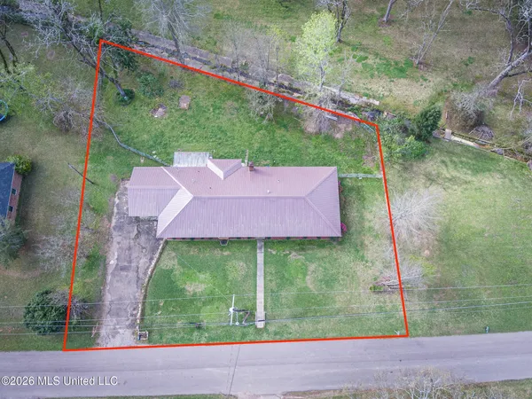 $259,900 | 306 East Court Avenue, Mendenhall, MS 39114