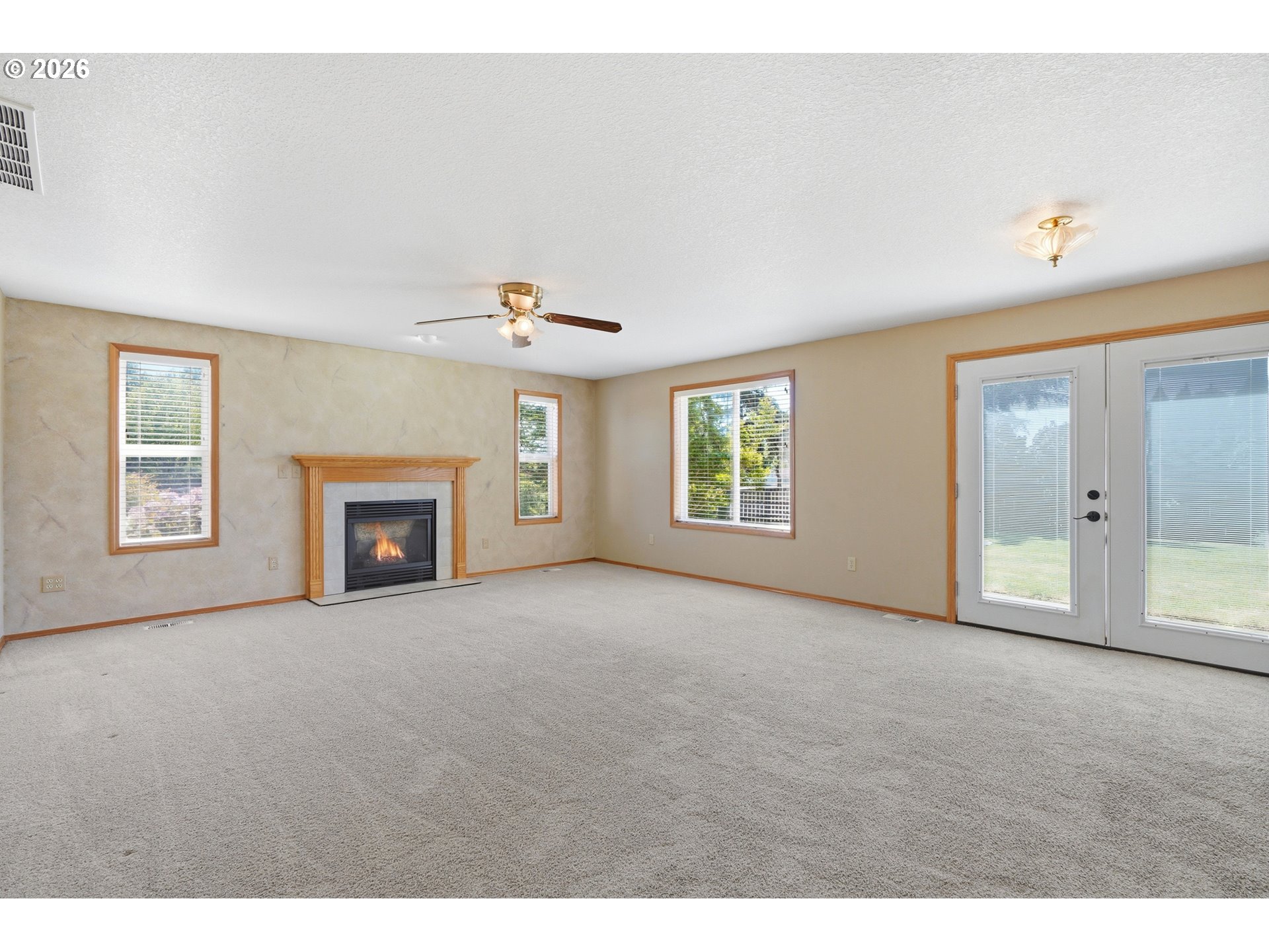 2826 Northwest Sierra Place Camas, WA 98607 - Photo 19 of 43 Family Room