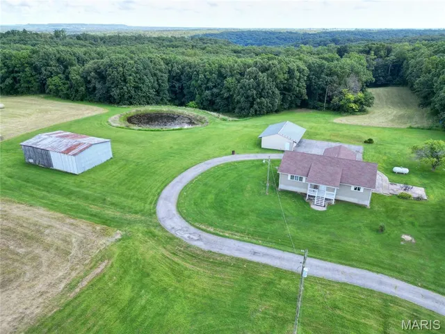 $599,500 | 17351 Hwy Nn, Bowling Green, MO 63334