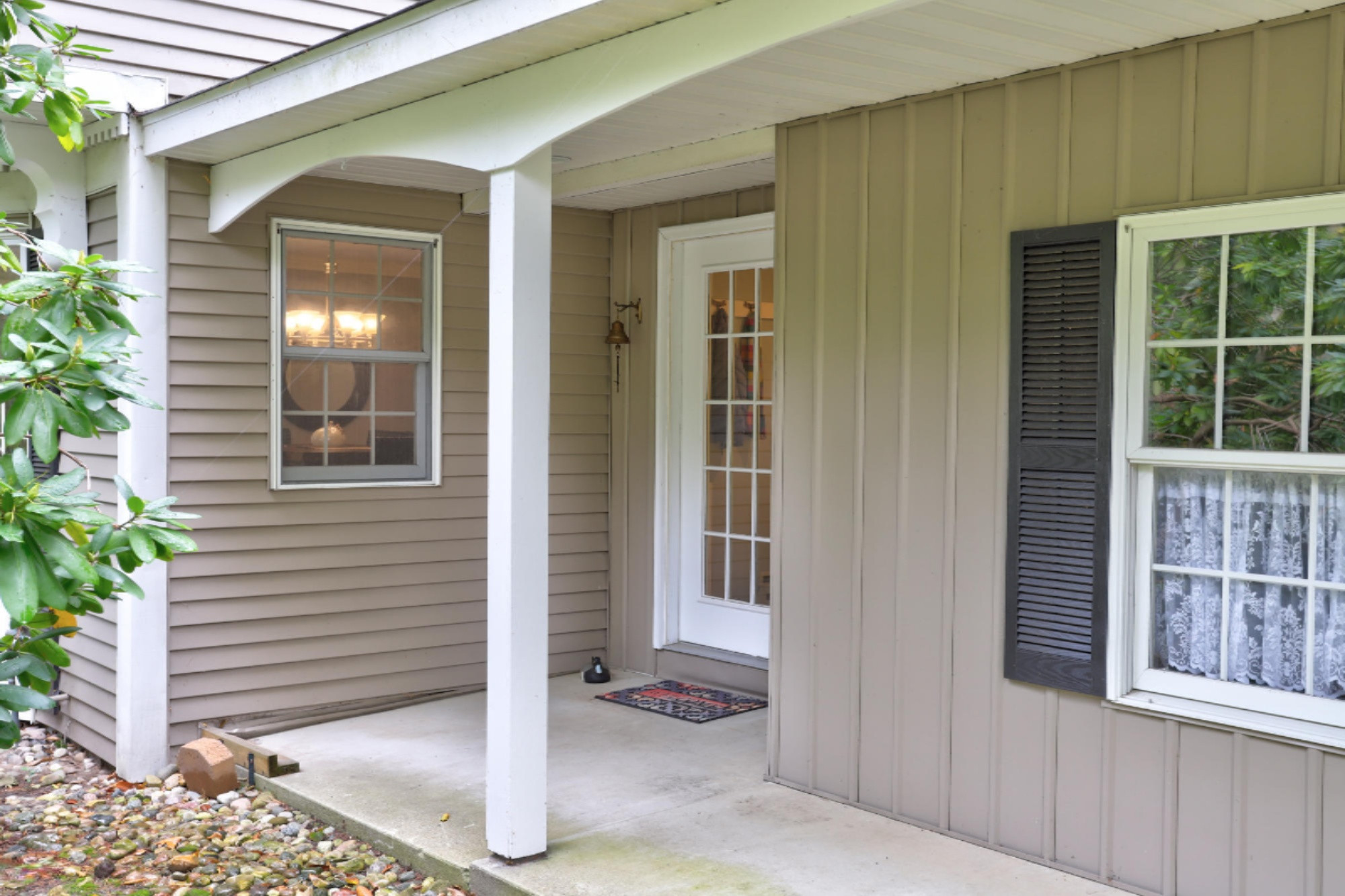 1228 Oakhampton Road Holland, MI 49424 - Photo 3 of 55 1228 Oakhampton Rd, Holland 8