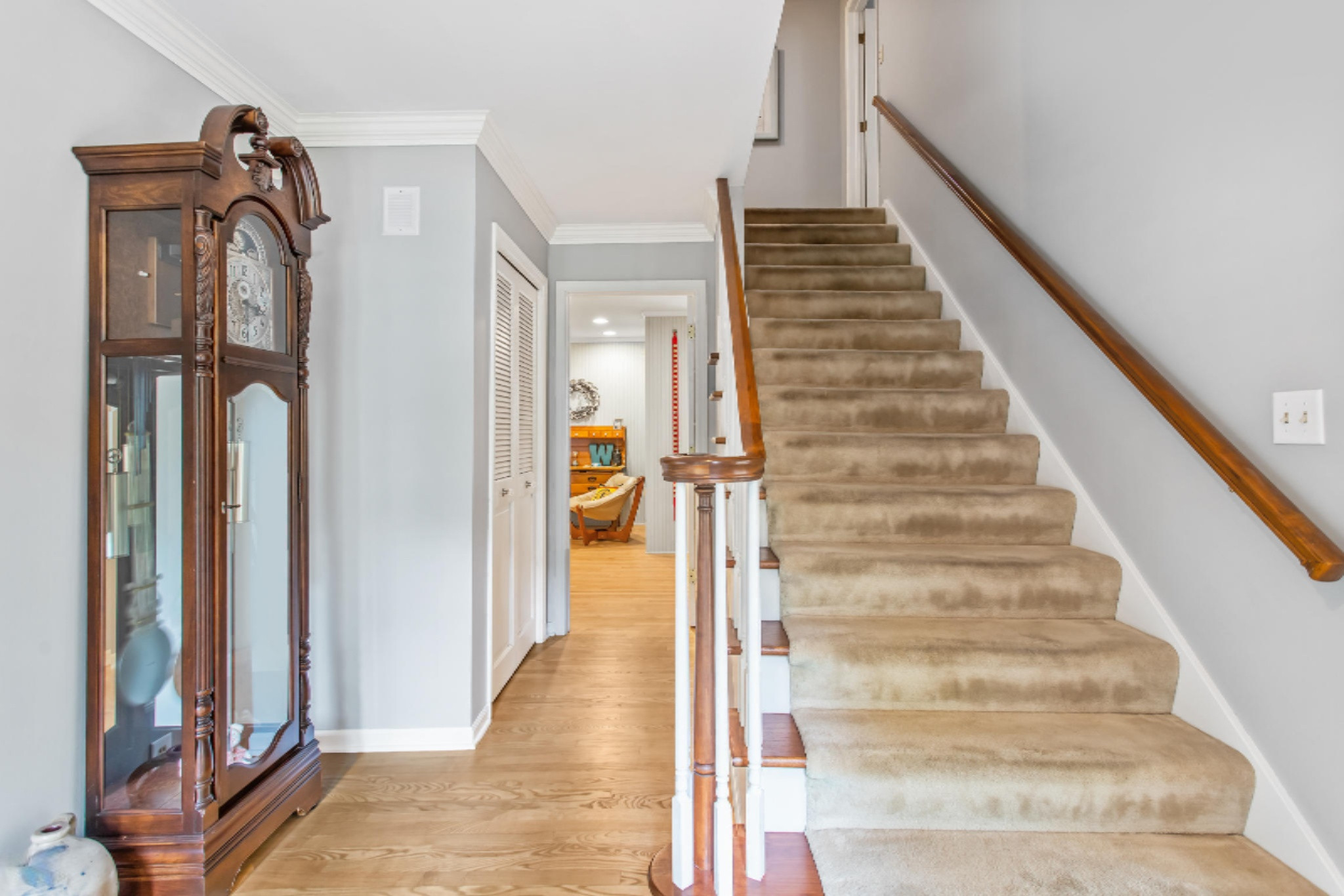 1228 Oakhampton Road Holland, MI 49424 - Photo 4 of 55 1228 Oakhampton Rd, Holland-17