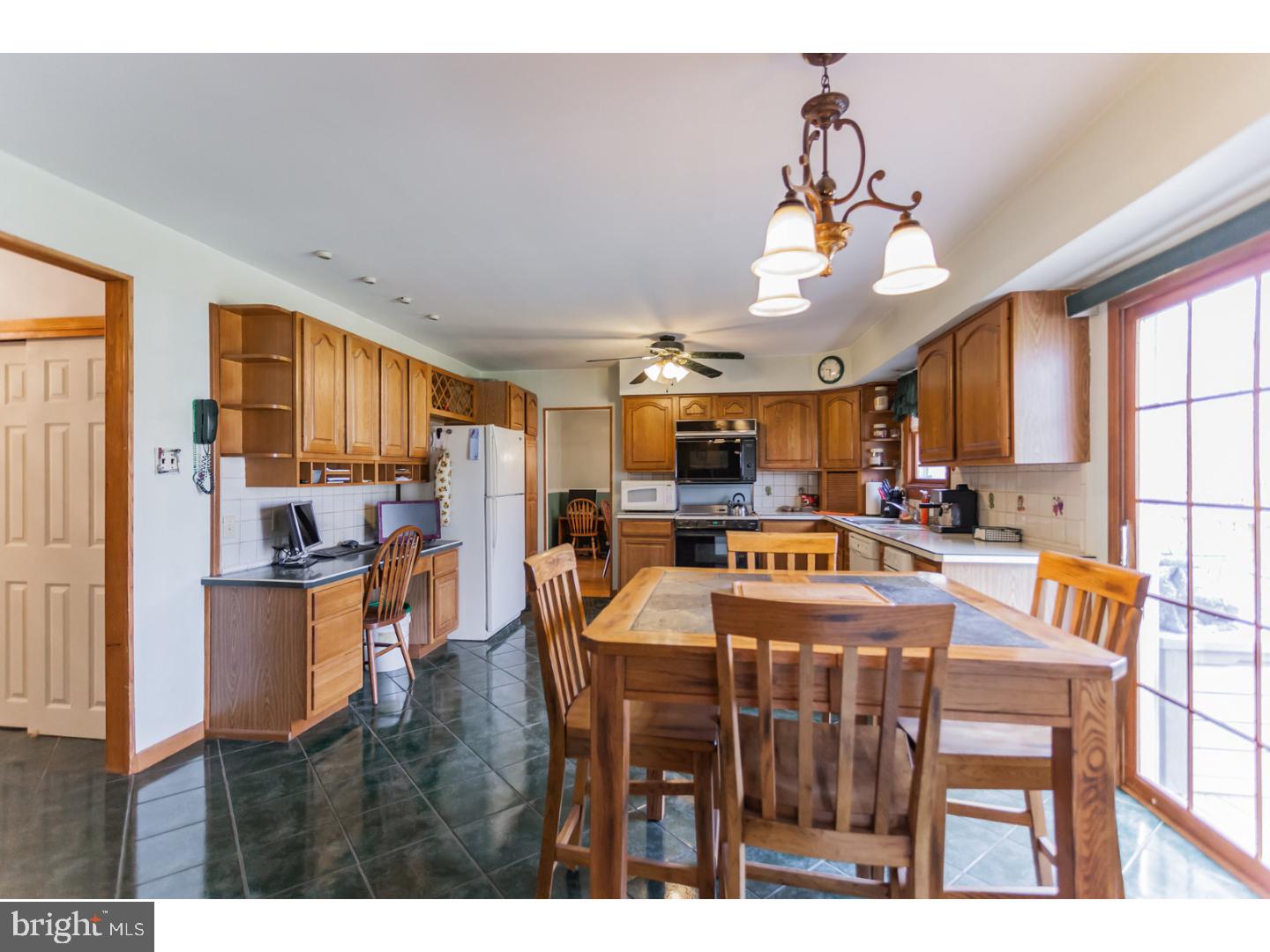 1240 Weber Road Warminster, PA 18974 - Photo 10 of 25 Gallery Image 10