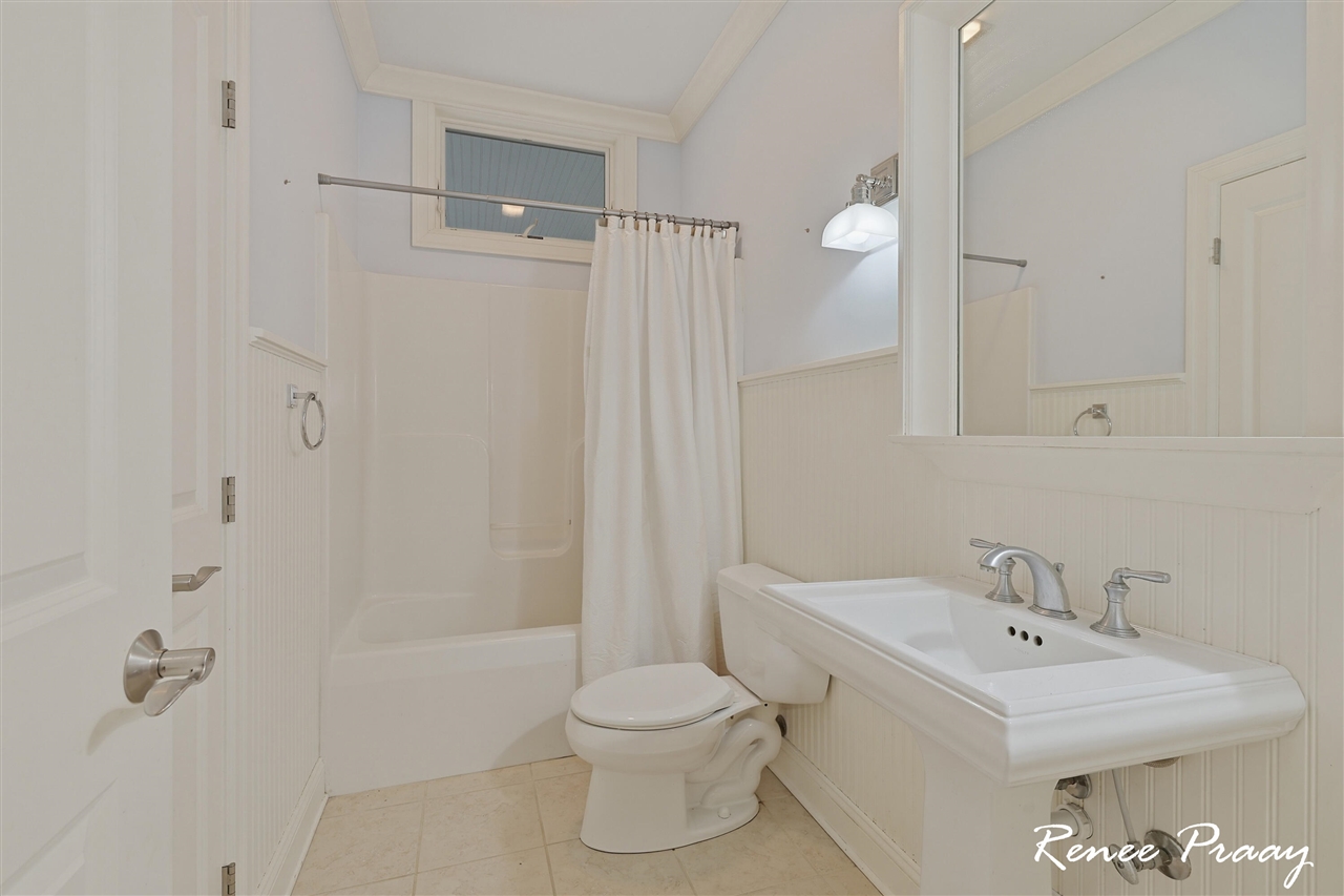 5439 Shawnee Road Pentwater, MI 49449 - Photo 21 of 49