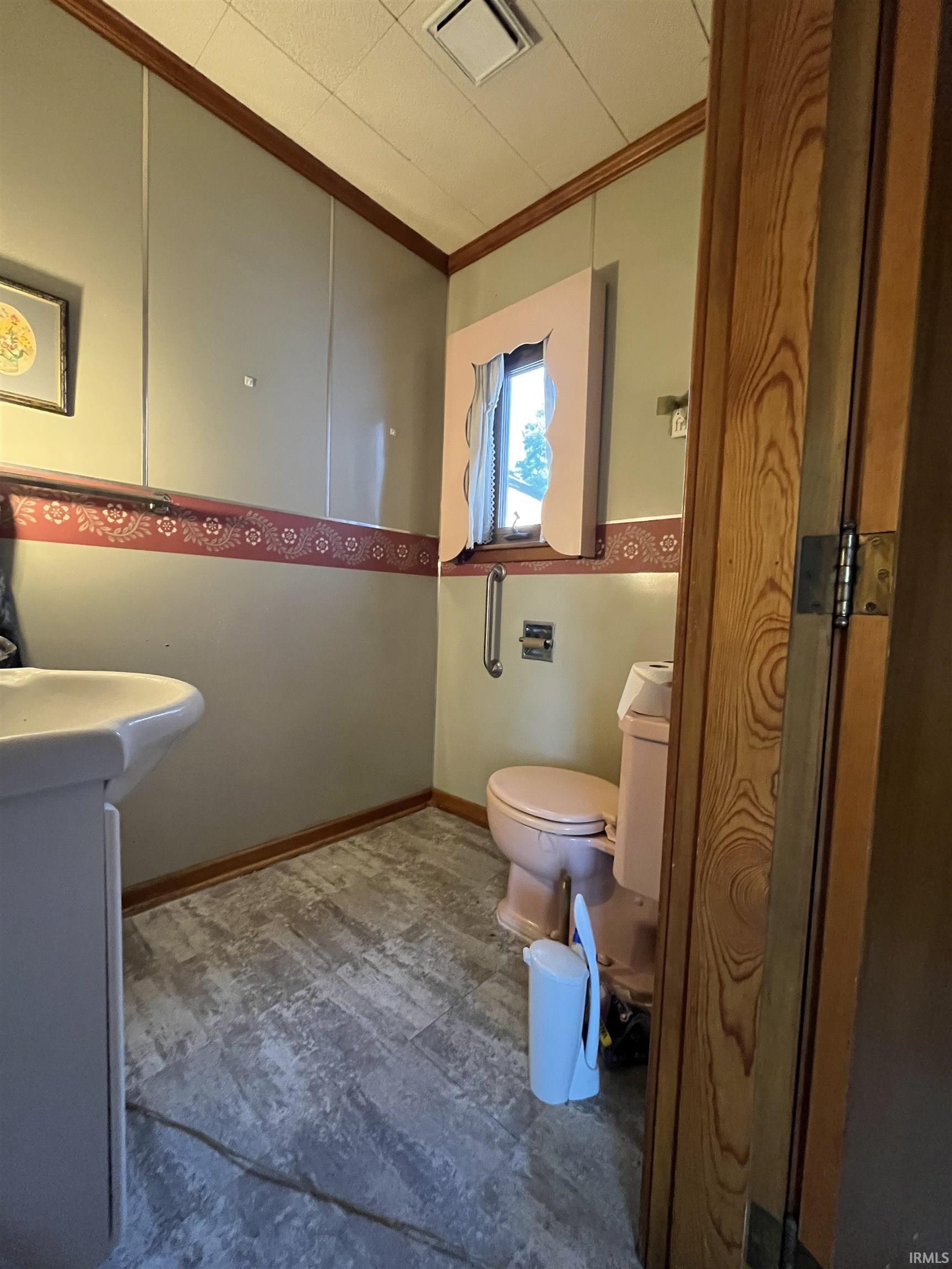 1108 West 6th Street Marion, IN 46953 - Photo 11 of 18