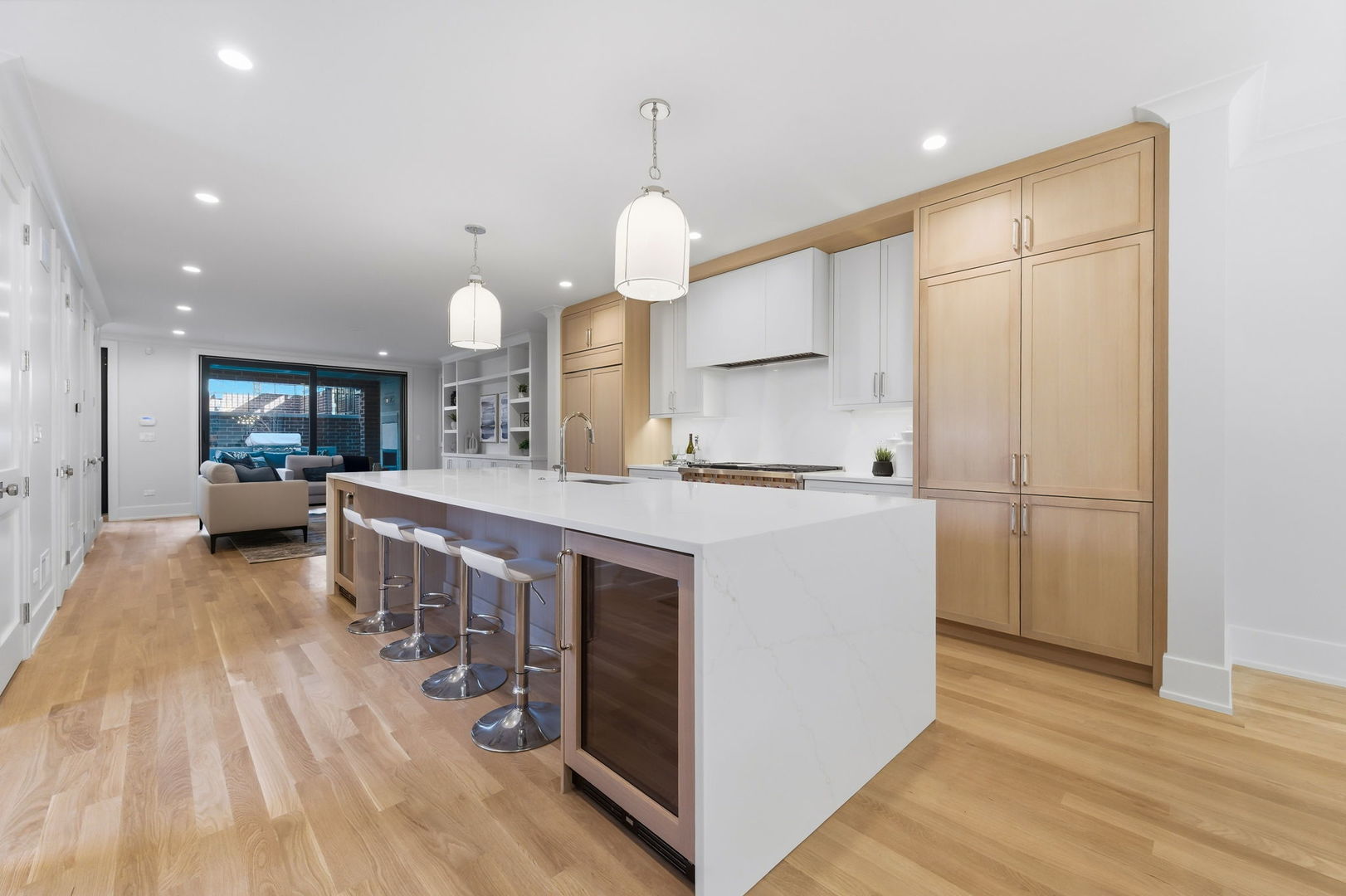 1849 North Mohawk Street, Unit 1 Chicago, IL 60614 - Photo 2 of 33