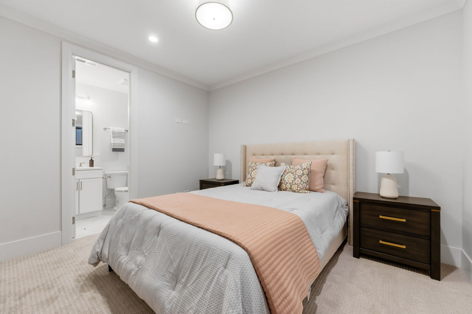 1849 North Mohawk Street, Unit 1 Chicago, IL 60614 - Photo 27 of 33