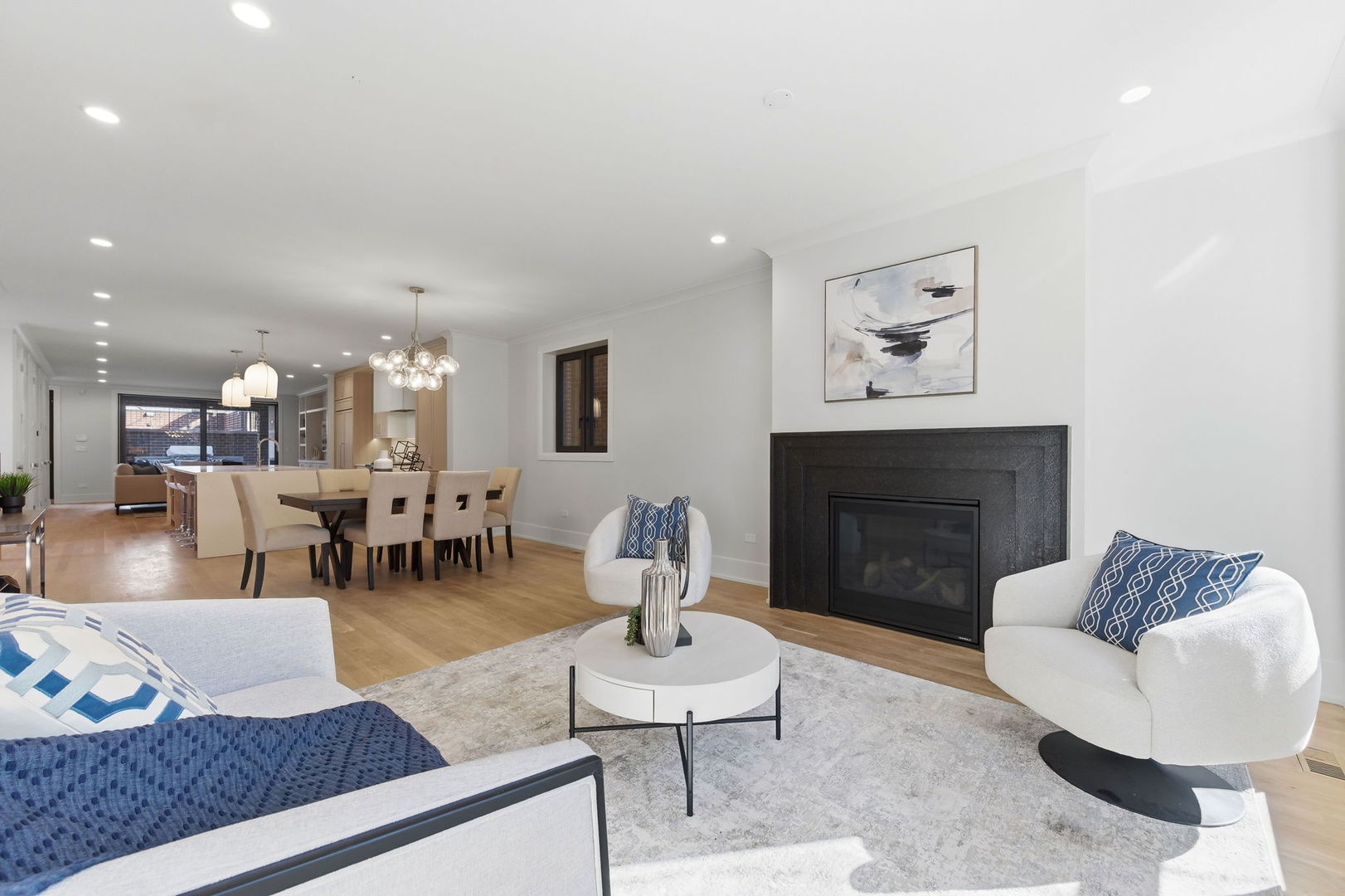 1849 North Mohawk Street, Unit 1 Chicago, IL 60614 - Photo 4 of 33