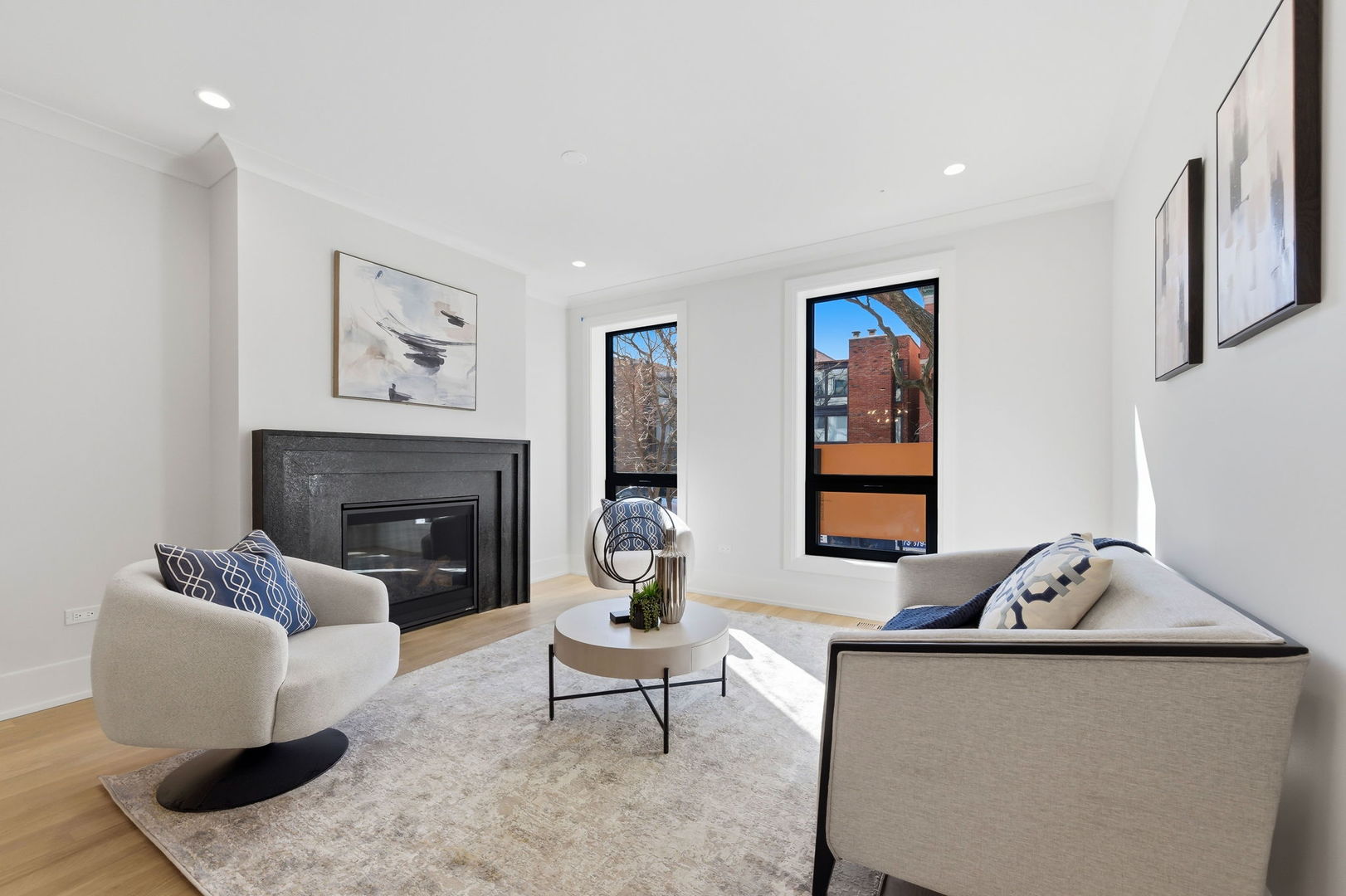 1849 North Mohawk Street, Unit 1 Chicago, IL 60614 - Photo 5 of 33