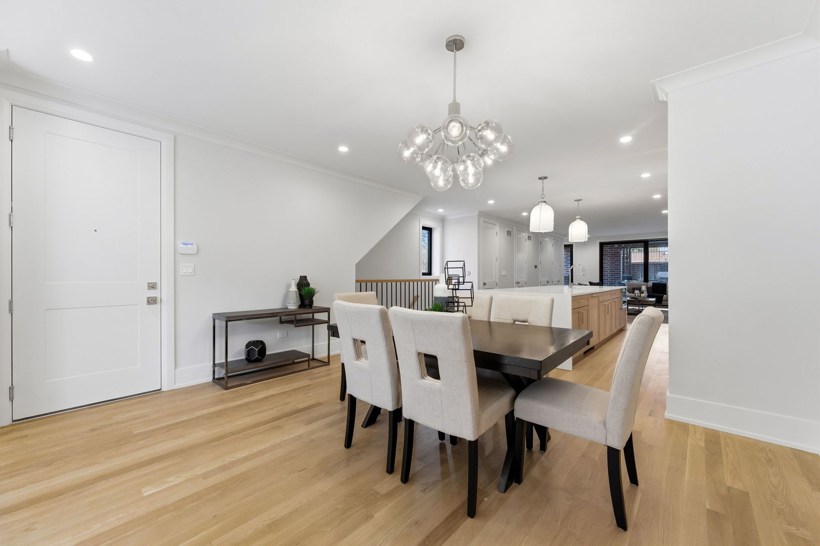 1849 North Mohawk Street, Unit 1 Chicago, IL 60614 - Photo 9 of 33
