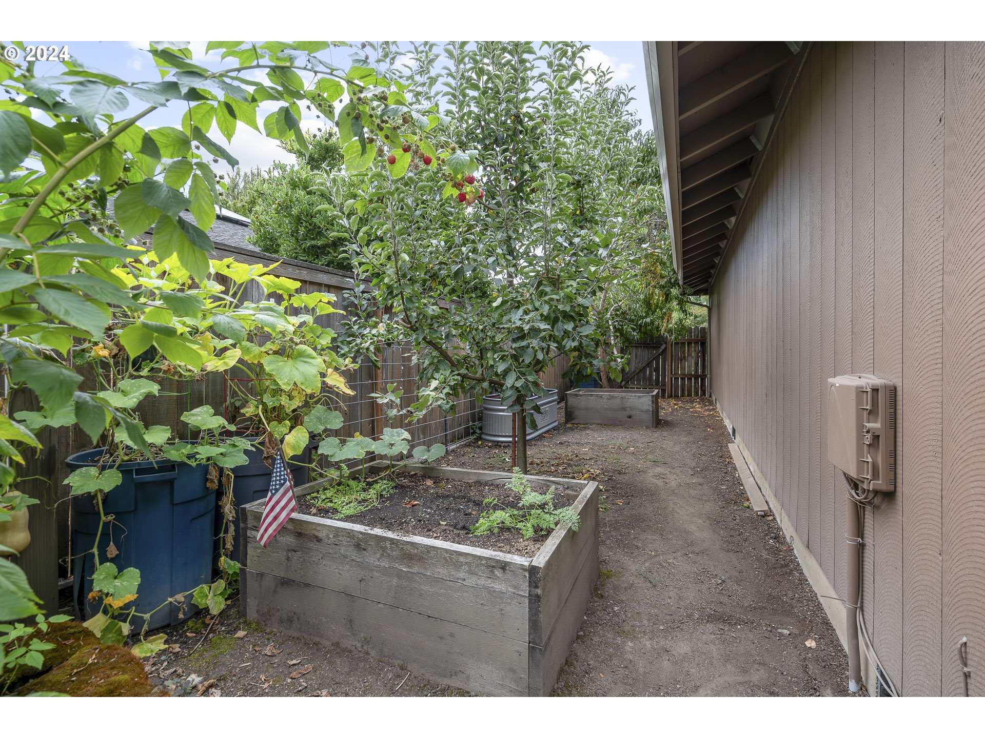 109 Pinehurst Drive Newberg, OR 97132 - Photo 31 of 34