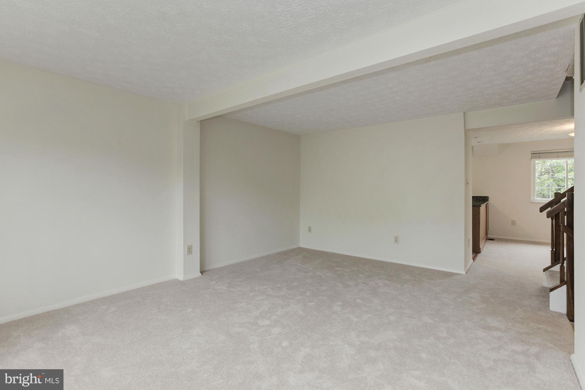 2031 Gallows Road Vienna, VA 22182 - Photo 3 of 29 Living Room