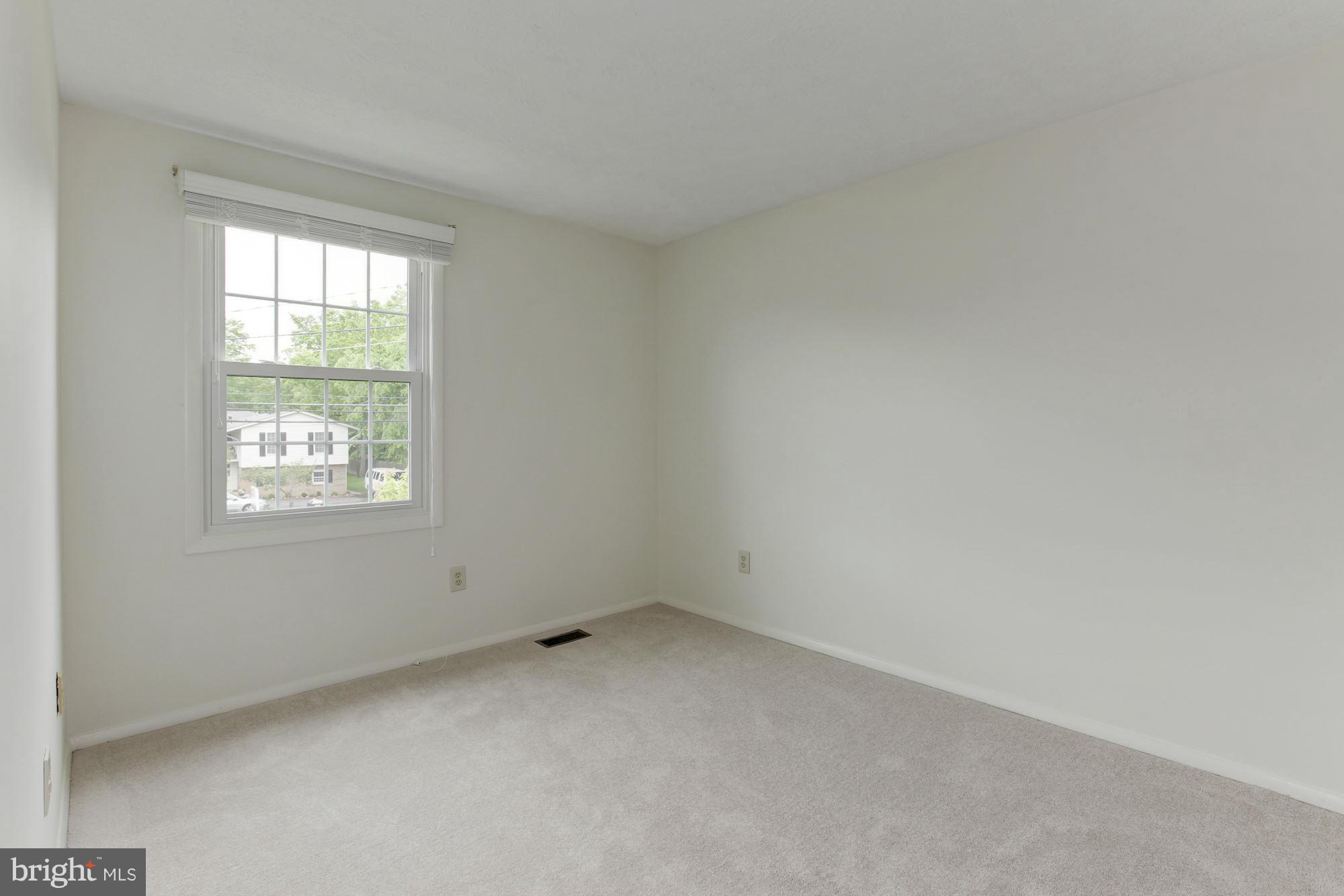 2031 Gallows Road Vienna, VA 22182 - Photo 22 of 29 Bedroom