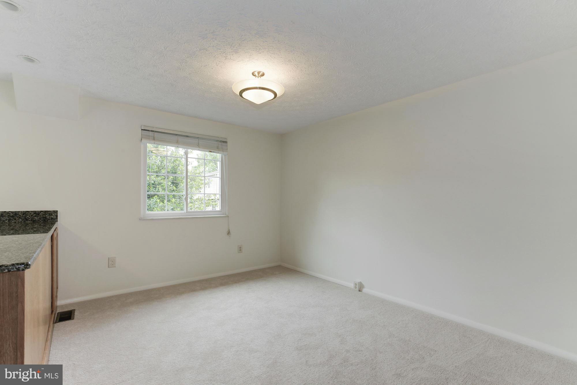 2031 Gallows Road Vienna, VA 22182 - Photo 8 of 29 Dining Room