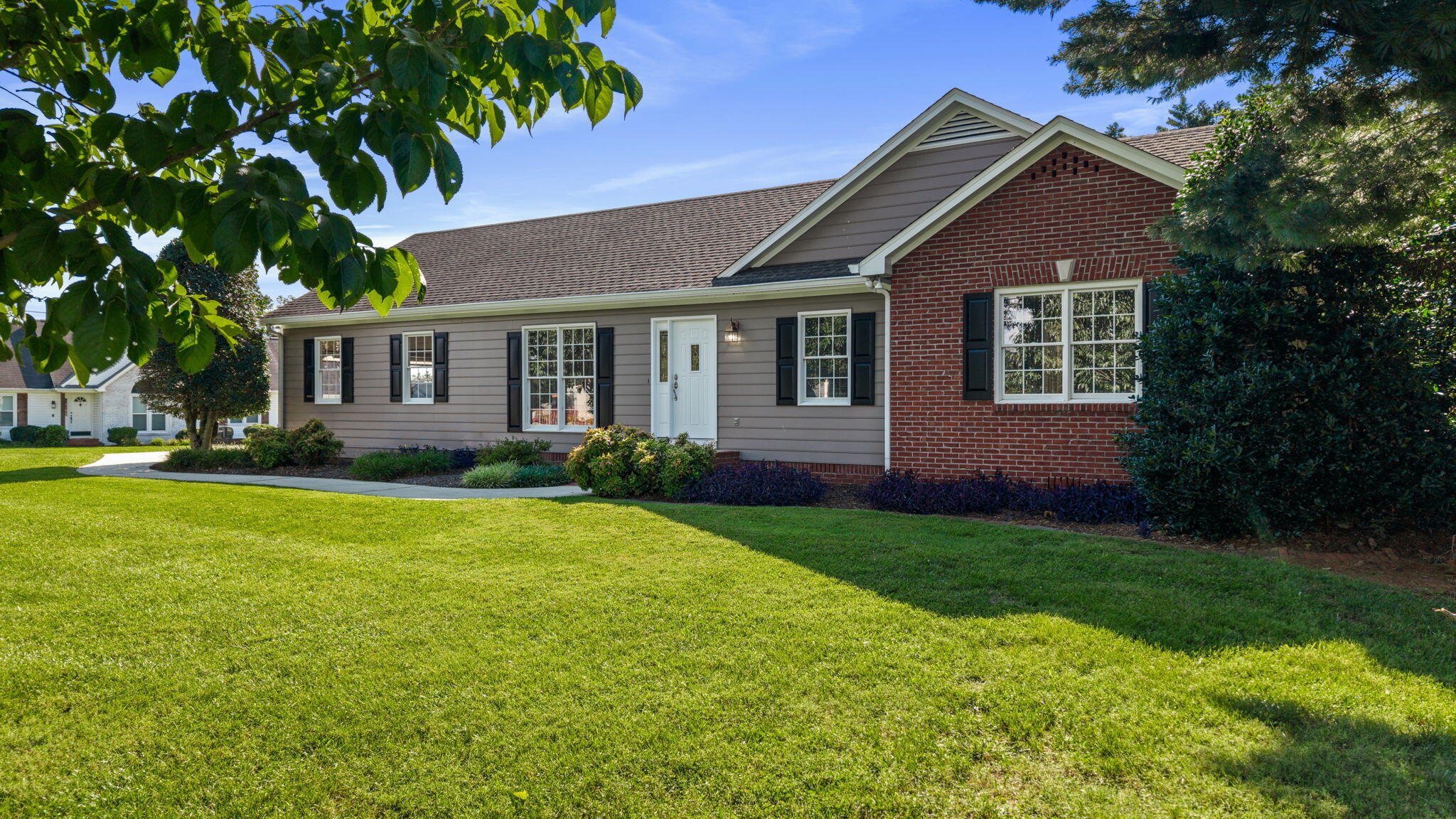 3365 Michigan Ave Road Northeast Cleveland, TN 37323 - Photo 3 of 39 3-web-or-mls-1-2