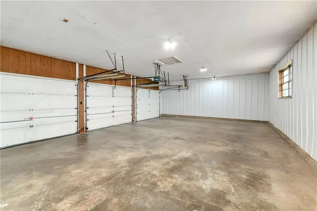 $583,000 | 24800 Milton Thompson Road, Lee's Summit, MO 64086