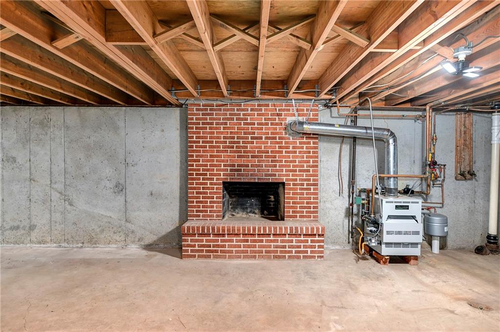 24800 Milton Thompson Road Lee's Summit, MO 64086 - Photo 35 of 53