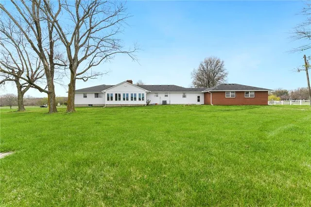 $583,000 | 24800 Milton Thompson Road, Lee's Summit, MO 64086