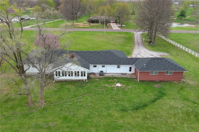 $583,000 | 24800 Milton Thompson Road, Lee's Summit, MO 64086