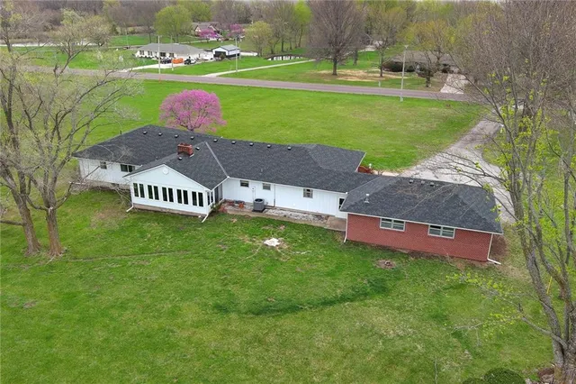 $583,000 | 24800 Milton Thompson Road, Lee's Summit, MO 64086