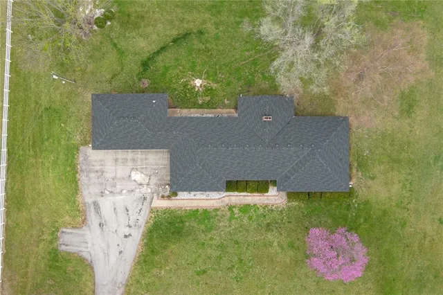 $583,000 | 24800 Milton Thompson Road, Lee's Summit, MO 64086