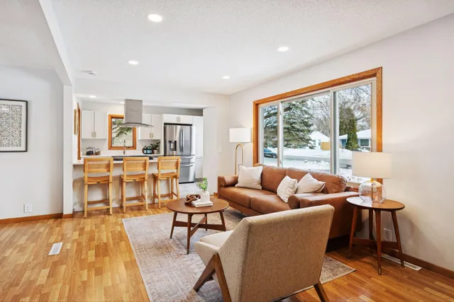 $389,900 | 8444 12th Avenue South, Bloomington, MN 55425