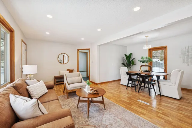 $399,900 | 8444 12th Avenue South, Bloomington, MN 55425