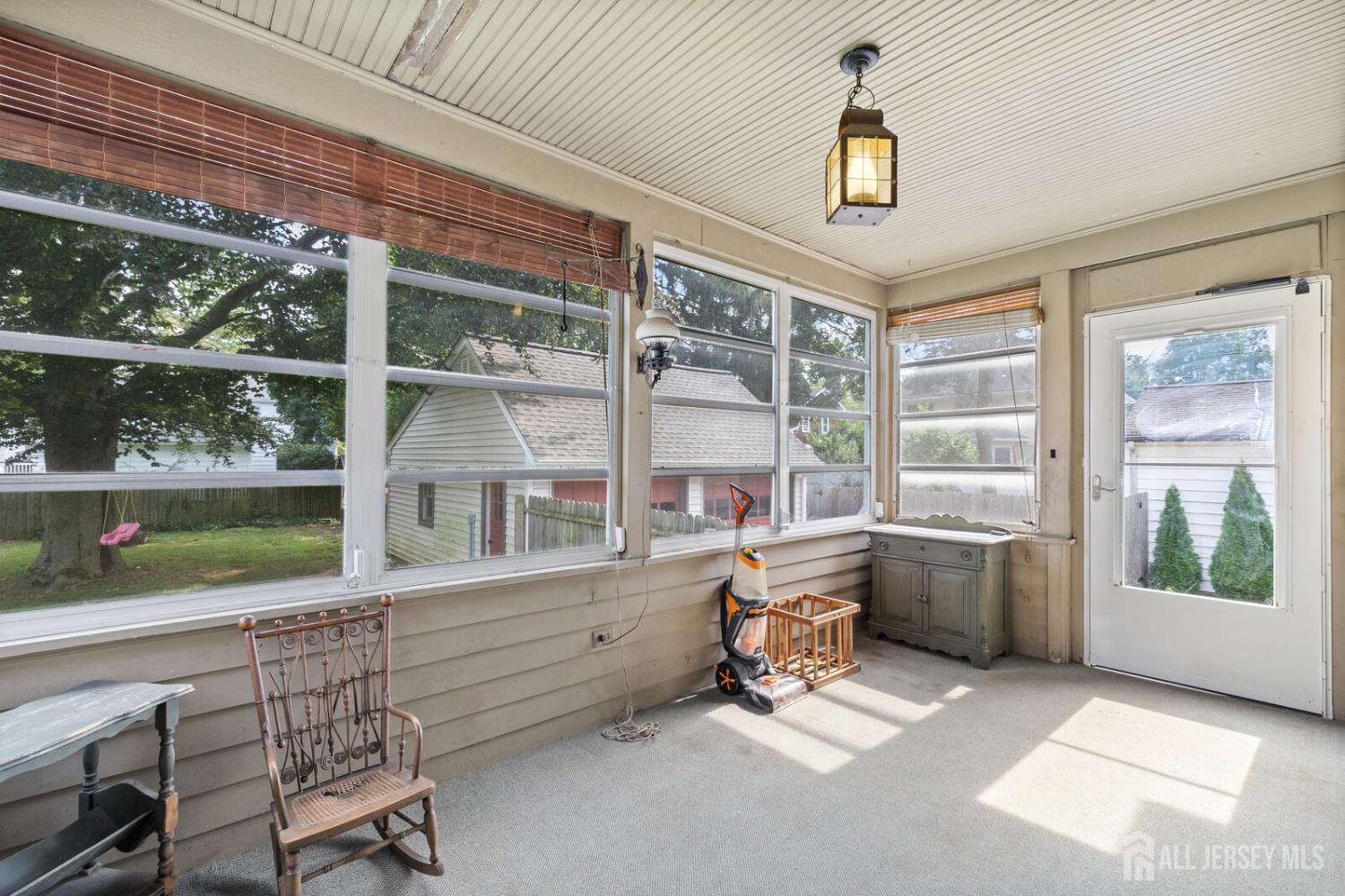 445 Mountain View Terrace Dunellen, NJ 08812 - Photo 16 of 39