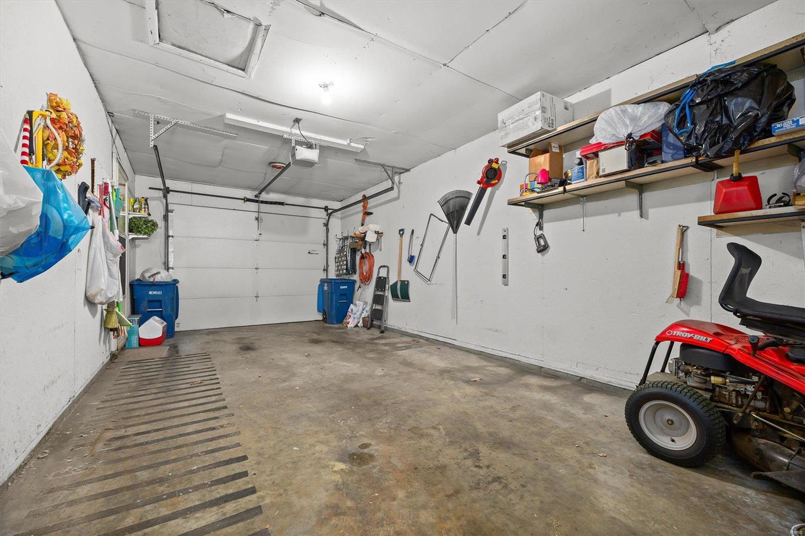 2816 Maryville Road Granite City, IL 62040 - Photo 18 of 26 Gallery Image 18