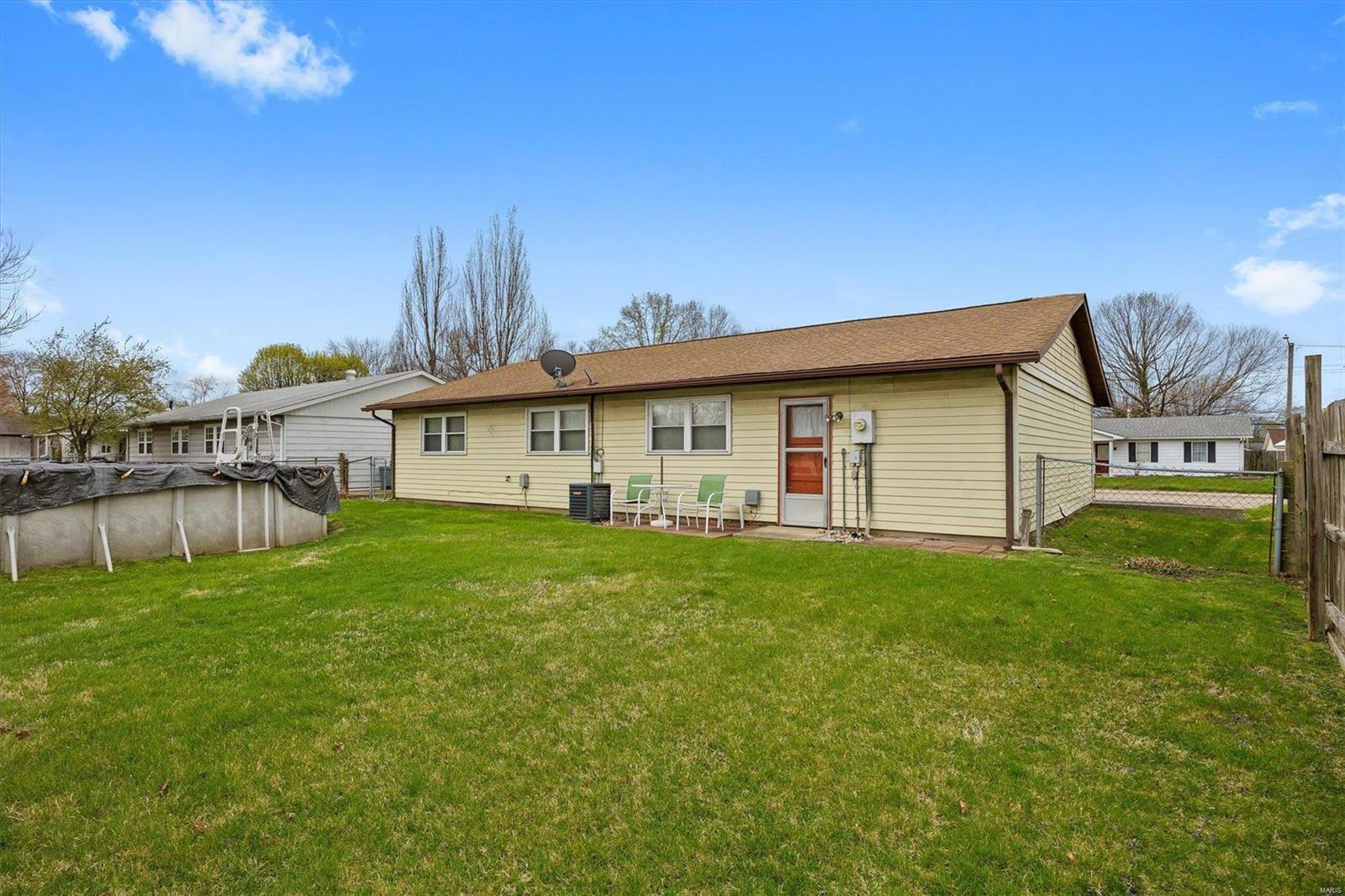 2816 Maryville Road Granite City, IL 62040 - Photo 21 of 26 Gallery Image 21