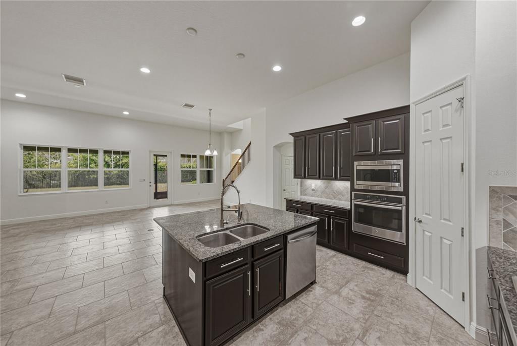 5904 Shell Ridge Drive Lithia, FL 33547 - Photo 42 of 99