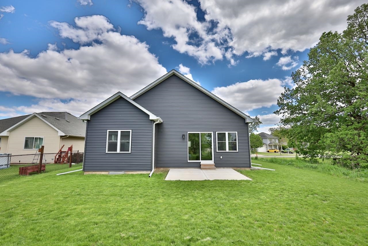 4432 Valor Way Madison, WI 53718 - Photo 39 of 41