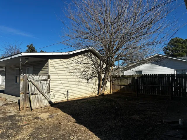 $65,000 | 1001 East Oak Street, West Frankfort, IL 62896