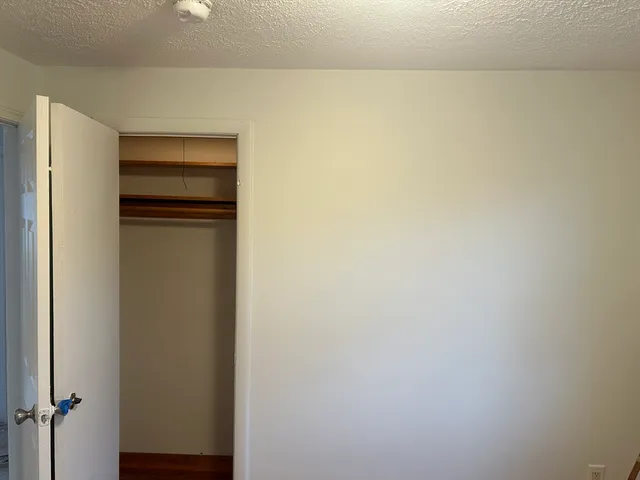 $3,000 | 4 Meadowview Lane, Milford, MA 01757