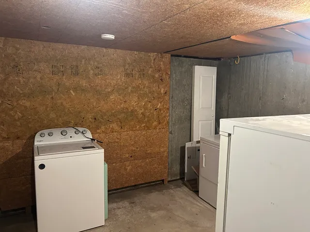 $3,000 | 4 Meadowview Lane, Milford, MA 01757